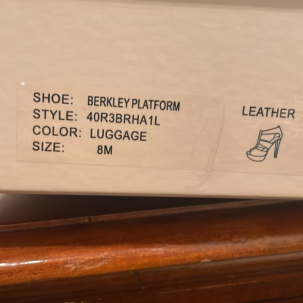 Michael Kors Berkeley Platform, Leather, Color Lu… - image 4